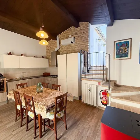 Holiday home Carboni *